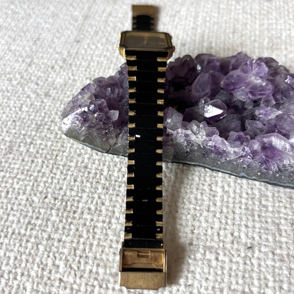 Seiko Black and Gold Octagon Watch - Picture 4 of 8